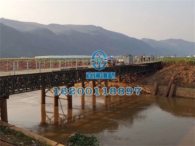 云南紅河州彌蒙鐵路竹園界51米長、6米寬鋼橋